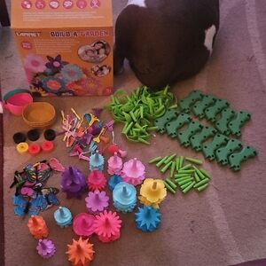 Lanney Build-A-Garden Toy Set
